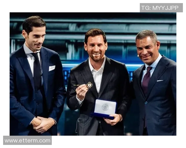 足球明星简述:从梅西到C罗的辉煌历程与成就分析 足球明星简述:从梅西到C罗的辉煌历程与成就分析