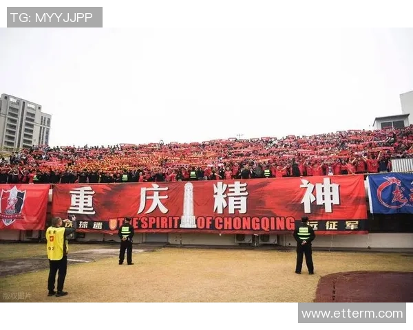 重庆足球队的灵活性探讨与战术创新之路 重庆足球队的灵活性探讨与战术创新之路